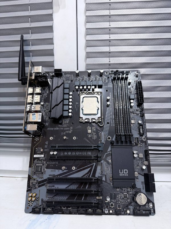 B660 DS3H Gigabyte