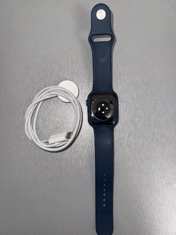 Apple Watch Series 7 45 мм