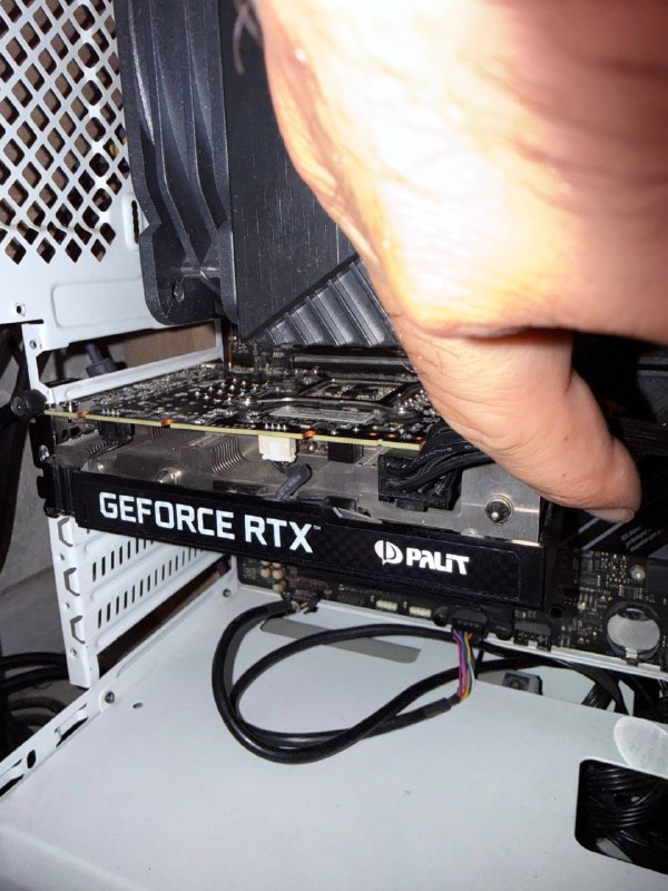 NVIDIA GeForce RTX 3050 8 ГБ