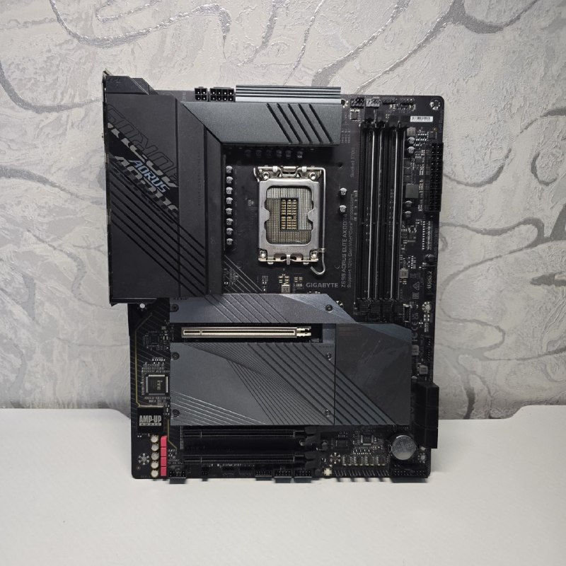 Z690 AORUS ELITE Gigabyte
