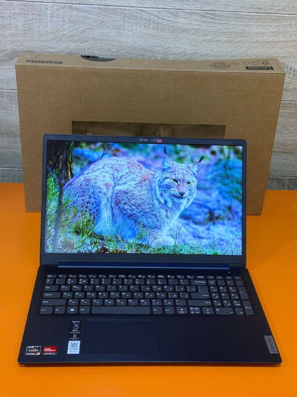 Lenovo 15AMN7 Ryzen 7020