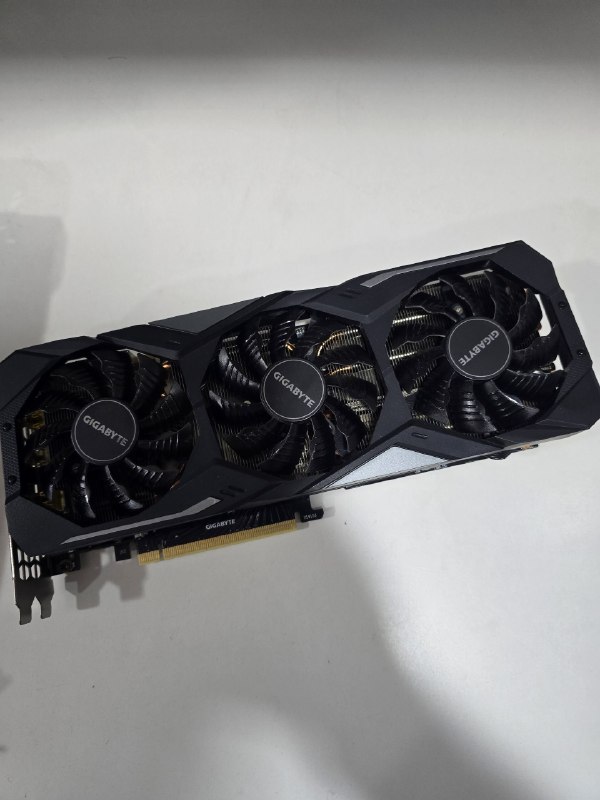 GIGABYTE RTX 2070 8 ГБ
