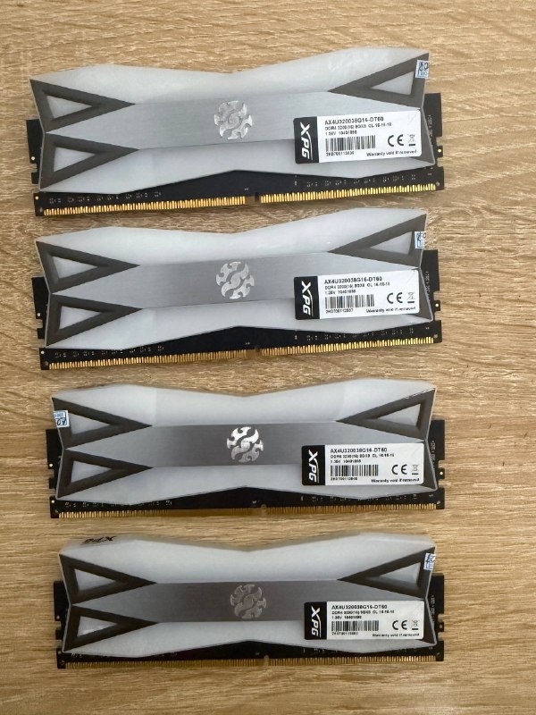 ADATA DDR4 8 ГБ 3200 МГц