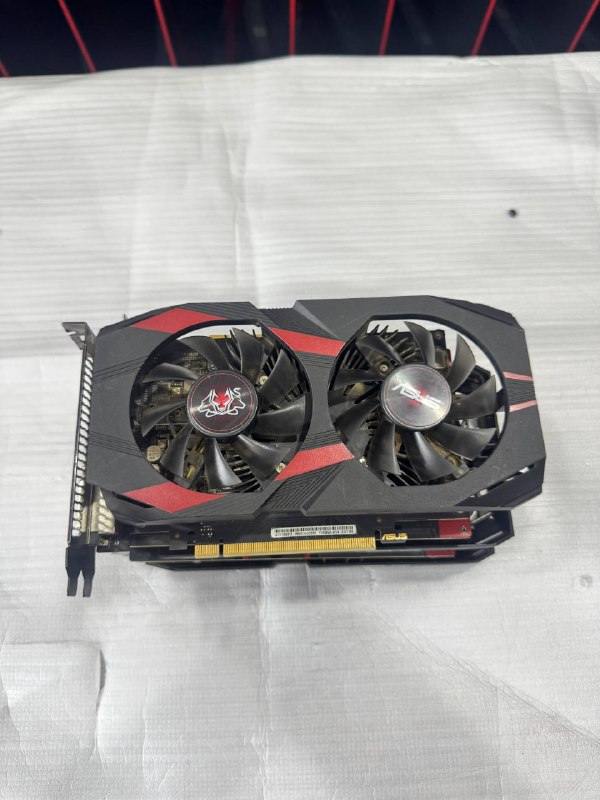ASUS GTX 1050 Ti 4 ГБ